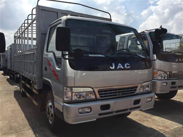 Xe Tải JAC 8.5 Tấn Thùng Mui Bạt